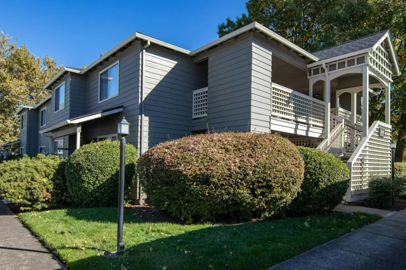 The House That Remembered Its Owner: A Man's Accidental Journey Home Through Time